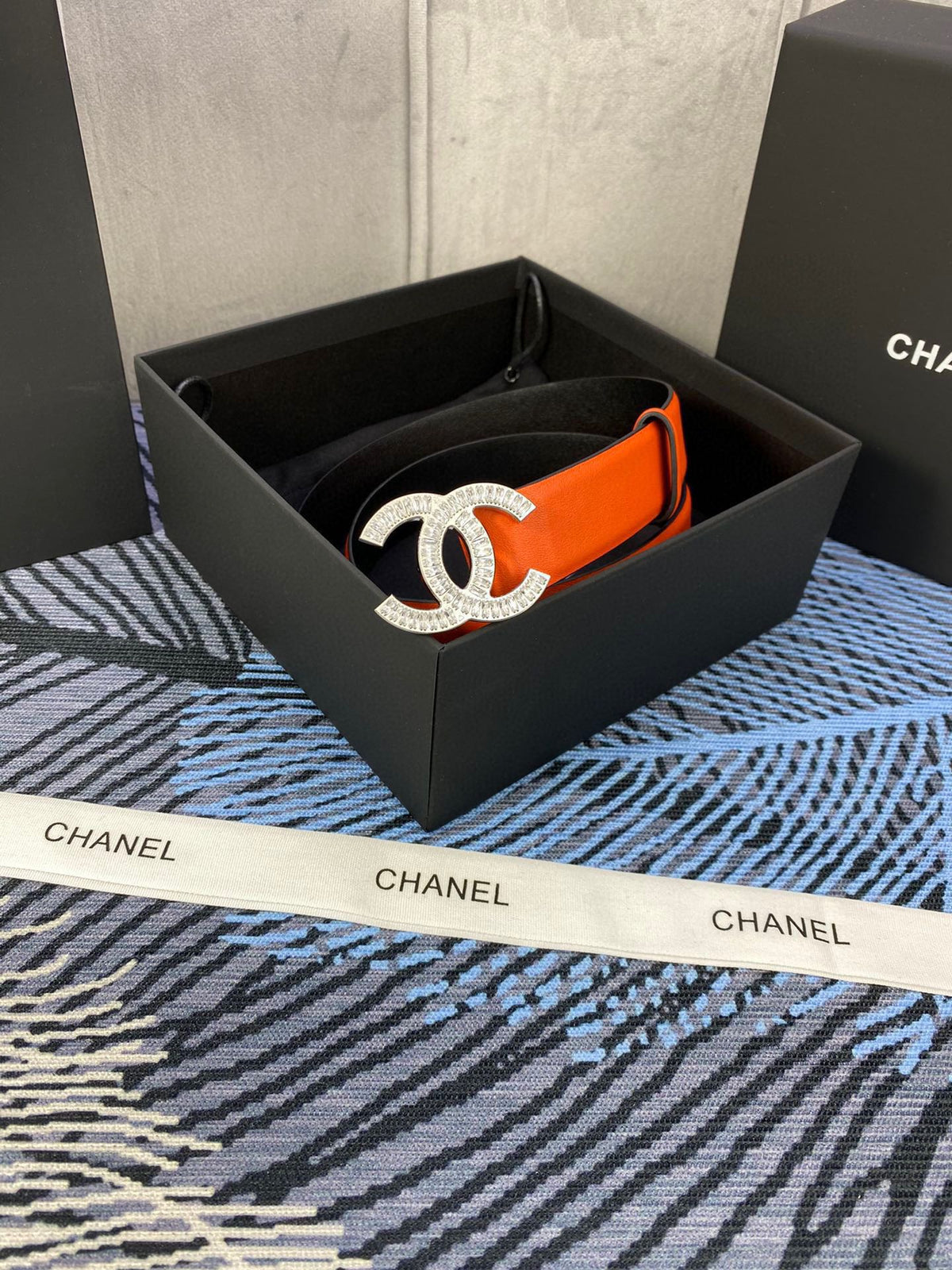 CHANEL 25S BELT 30 MM IN ORANGE CALFSKIN WITH SILVER HARDWARE 615097