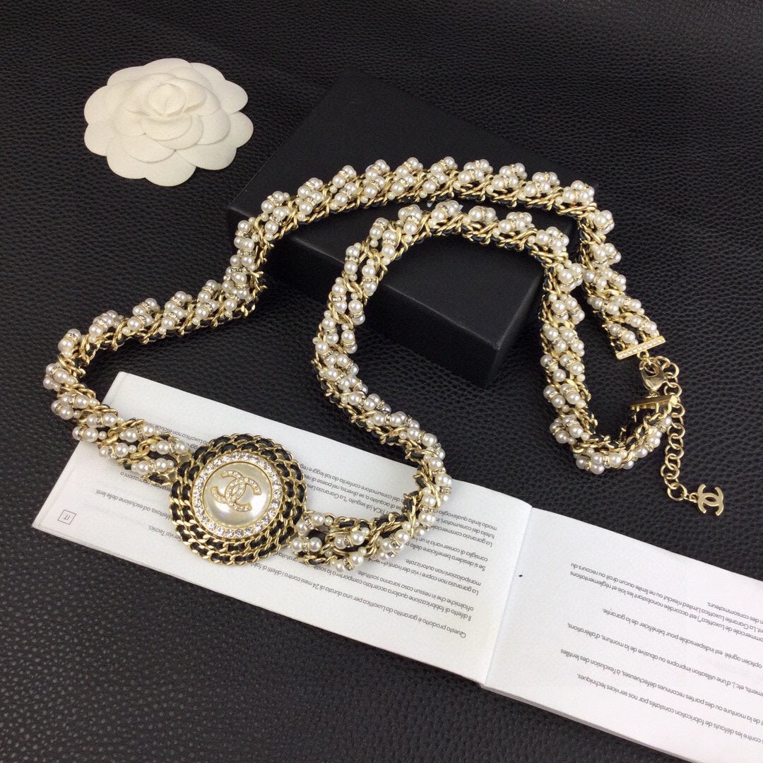 CHANEL 25S CHAIN BELT WITH PEARL 608641