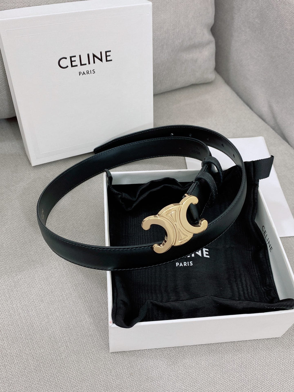 CELINE 25S TRIOMPHE BELT 25MM IN BLACK CALFSKIN GLOD HARDWARE 580679