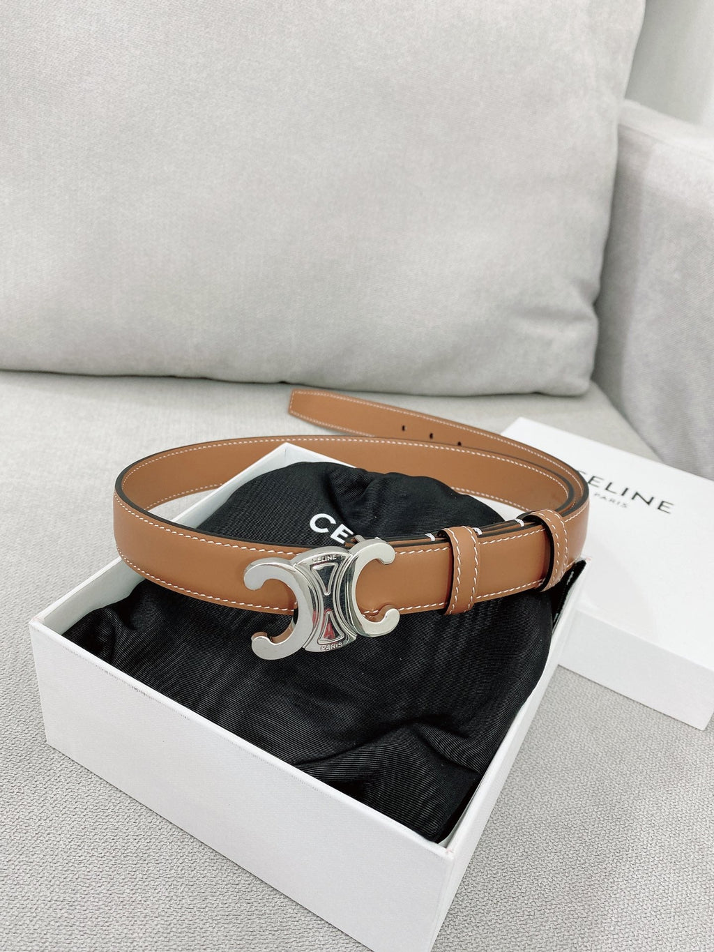 CELINE 25S TRIOMPHE BELT 25MM IN BROWN CALFSKIN SILVER HARDWARE 580678
