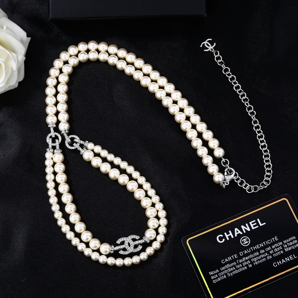 CHANEL 25S CHAIN BELT WITH PEARL STYLE 1 608643
