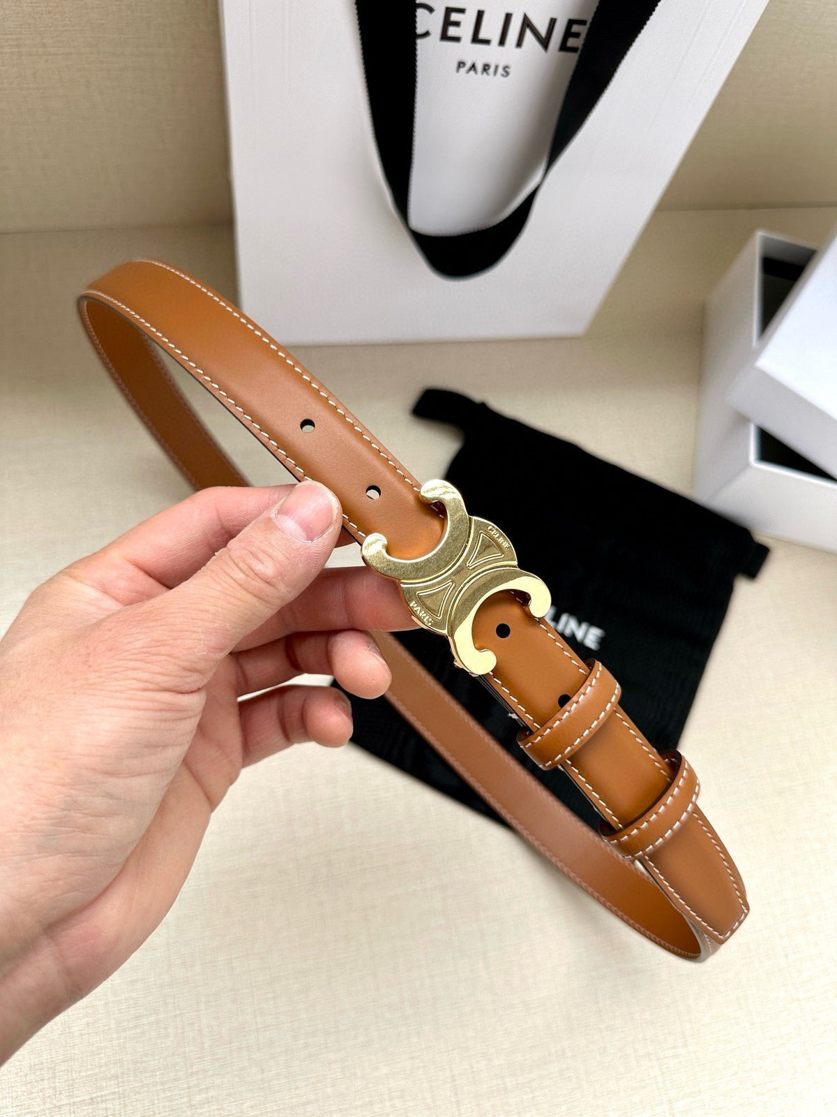 CELINE 25S BELT TRIOMPHE TAURILLON 25MM IN CARAMEL CALFSKIN 557502