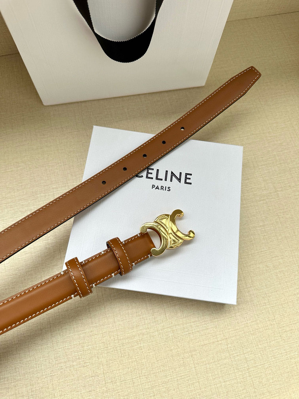 CELINE 25S BELT TRIOMPHE TAURILLON 25MM IN CARAMEL CALFSKIN 557502