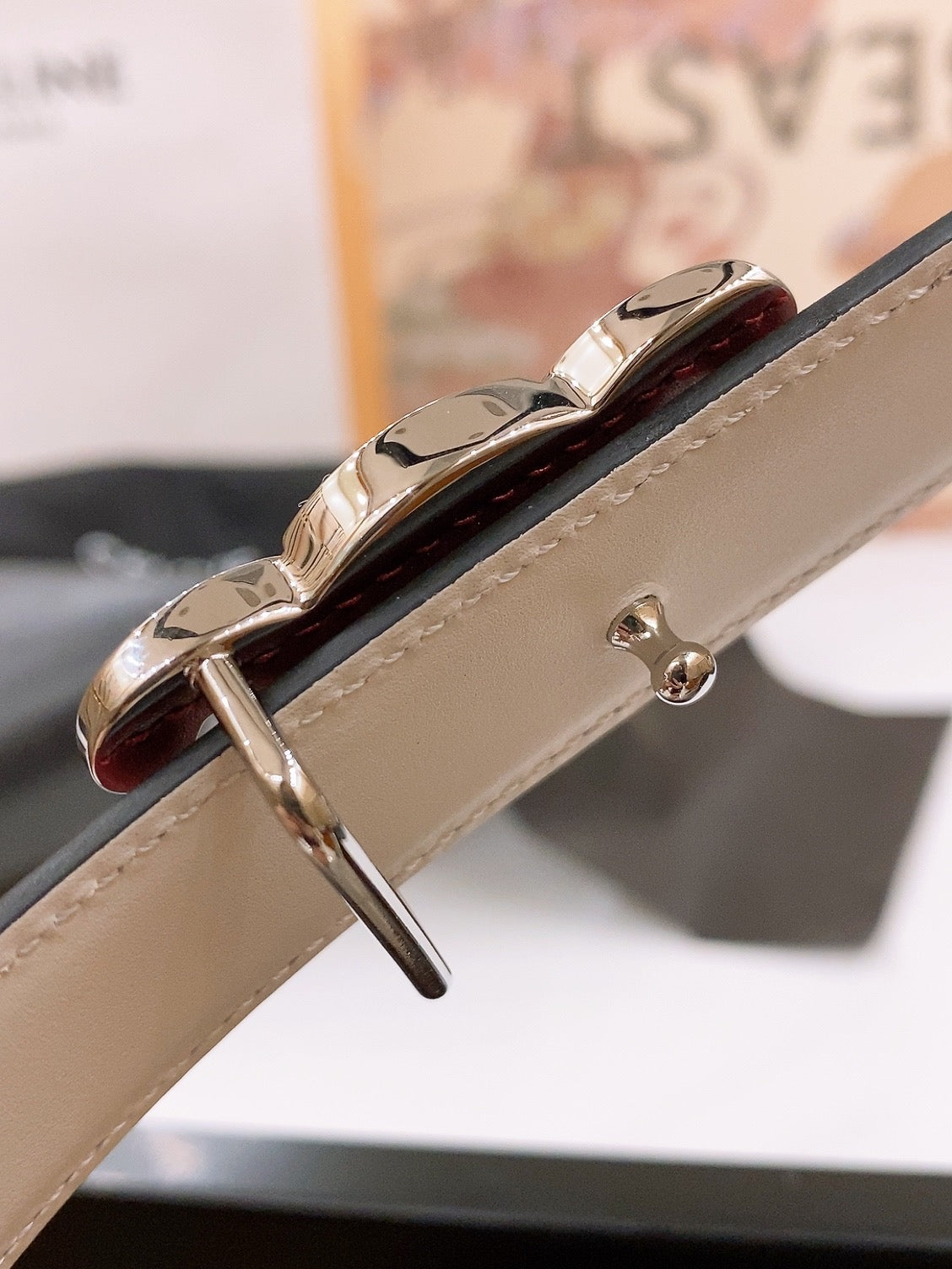 CELINE 25S BELT 25MM REVERSIBLE TRIOMPHE IN BURGUNDY CALFSKIN 565533
