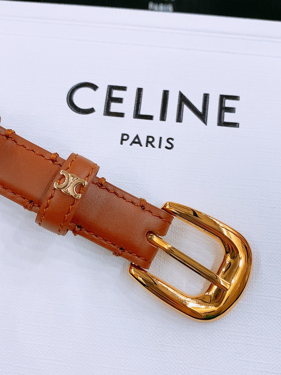 CELINE 25S BELT 18MM WITH ARC DE TRIOMPHE BUCKLE IN DARK CARAMEL 571504